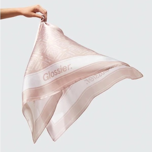 Glossier Pink Scarf - Limited Edition 2020 - Picture 3 of 4